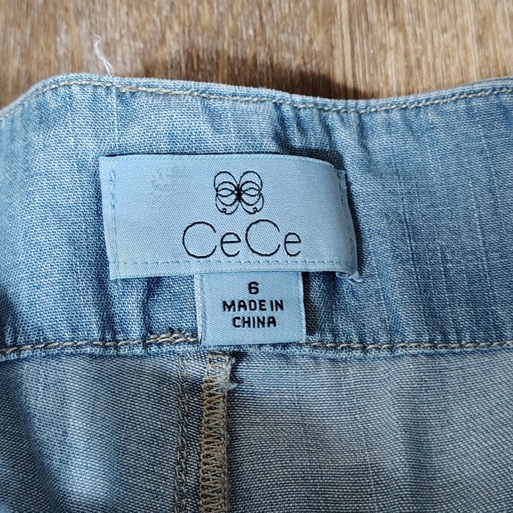 CeCe Pleated Tie Waist Cropped Denim Pants Womens Size 6 NWT - Picture 4 of 9